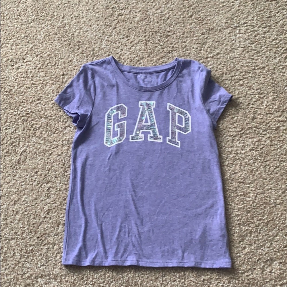 Girl’s Gap shirt